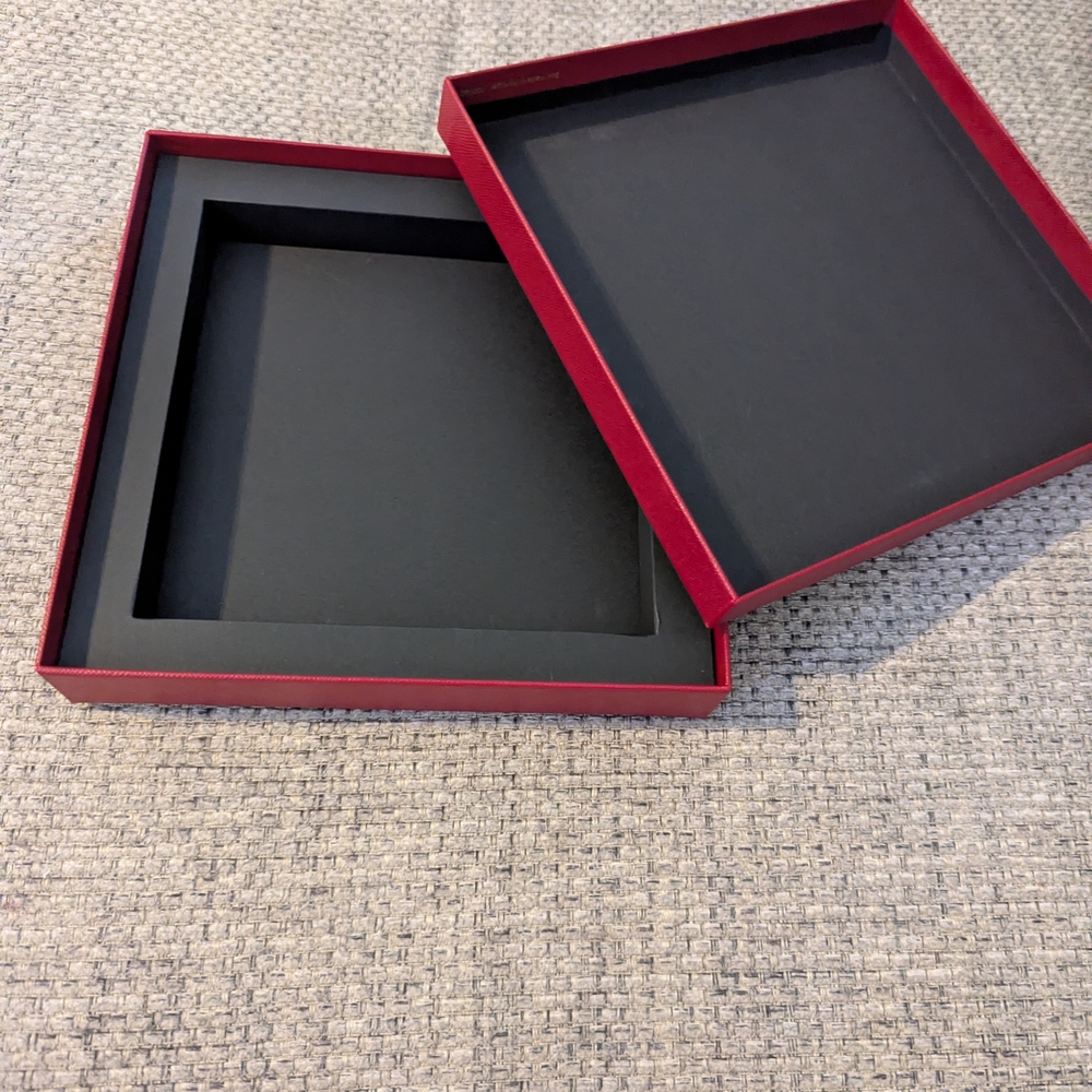 Cartier Red Box - Picture 2 of 2